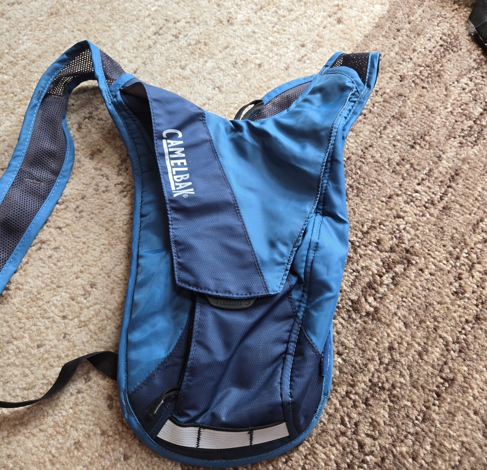 CamelBak Blue Hydration Sling Pack With Bladder - Two-Tone Blue